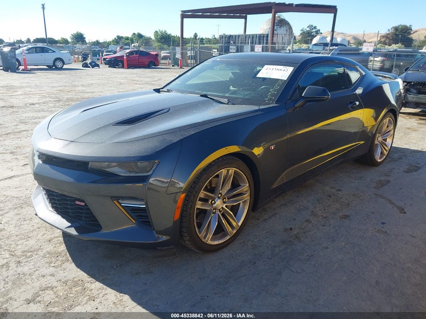 2018 CHEVROLET CAMARO auction photo 2
