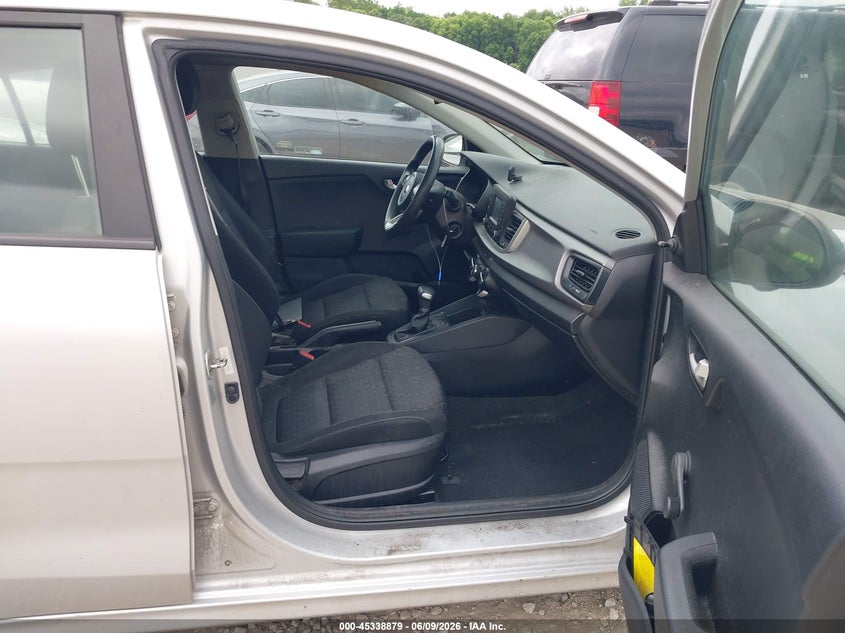 2018 KIA RIO auction photo 5