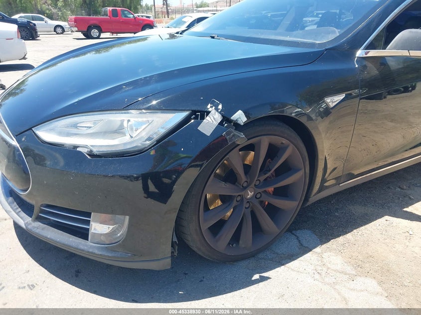 2012 Tesla Model S Performance/Signature Performance VIN: 5YJSA1DP6CFS00082 Lot: 45338930