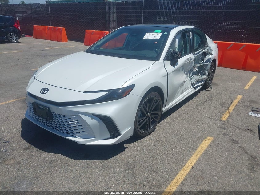 2025 Toyota Camry Xse 4T1DAACK9SU033040 photo 1