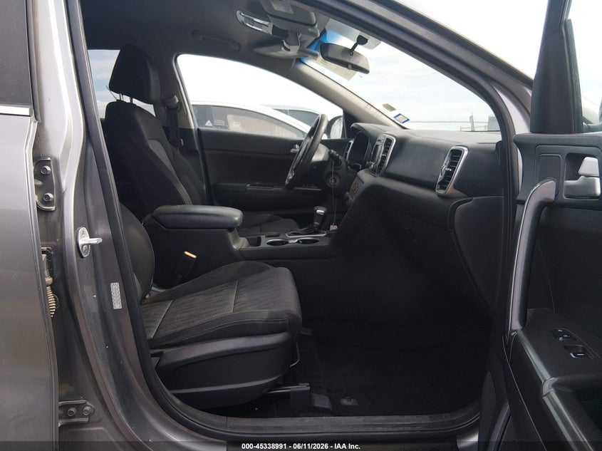 2017 KIA SPORTAGE auction photo 5