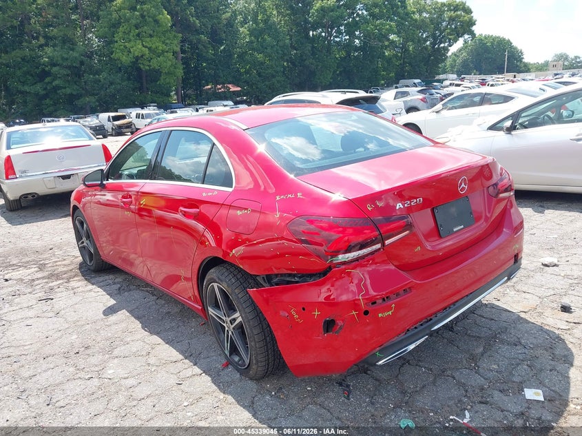 2019 Mercedes-Benz A 220 VIN: WDD3G4EB0KW026310 Lot: 45339045