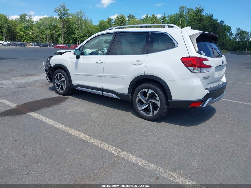 2022 SUBARU FORESTER auction photo 3