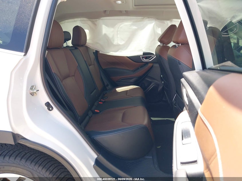 2022 SUBARU FORESTER auction photo 8