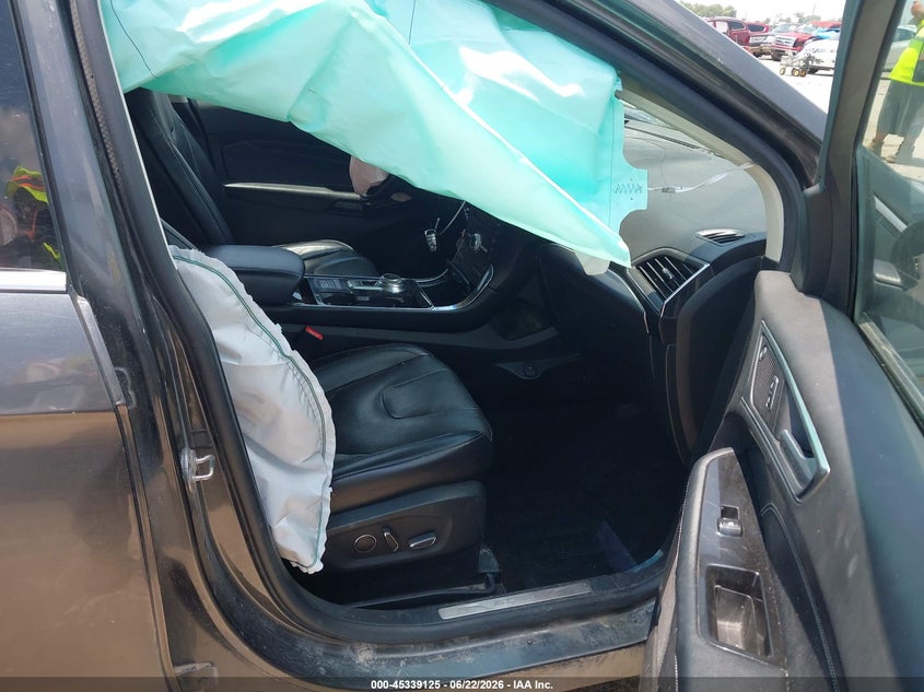 2019 FORD EDGE auction photo 5