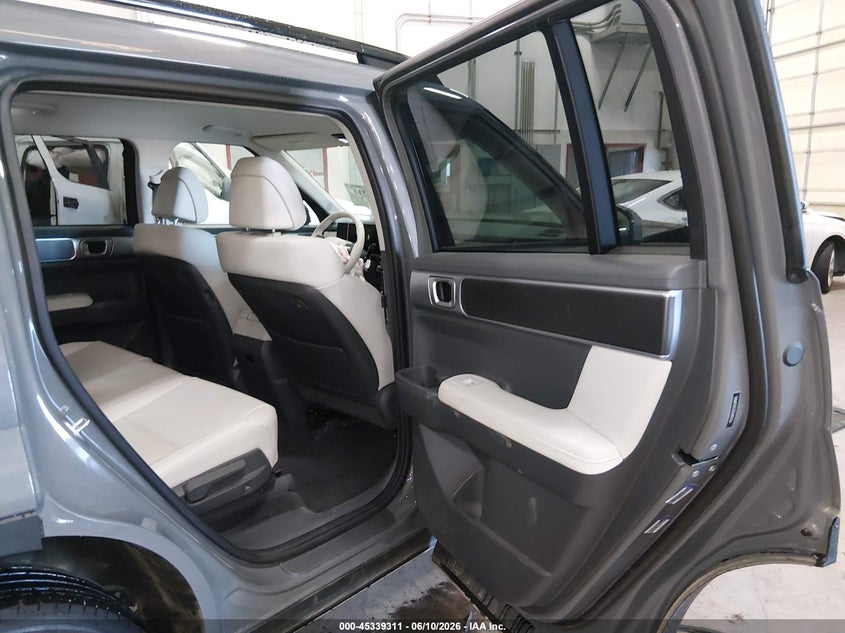 2025 HYUNDAI SANTA FE HYBRID auction photo 8