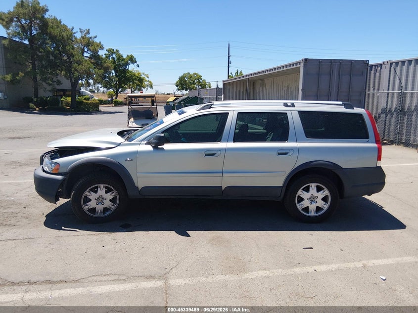 2005 Volvo Xc70 2.5T A Awd/2.5T A Awd Sr VIN: YV1SZ592651197106 Lot: 45339489