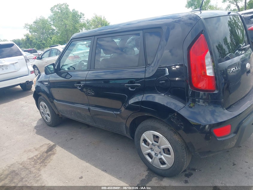 2013 KIA SOUL HATCHBACK 1.6L I-4 DI, DOHC, VVT, 138HP