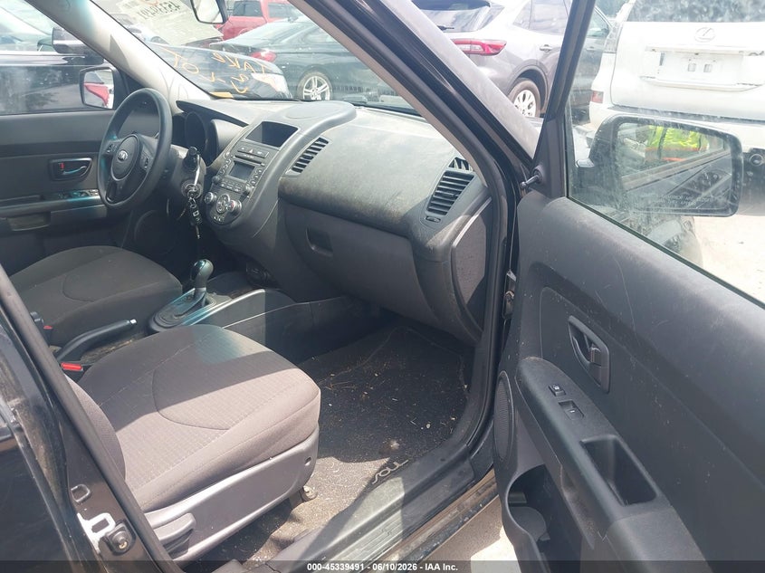 2013 KIA SOUL HATCHBACK 1.6L I-4 DI, DOHC, VVT, 138HP