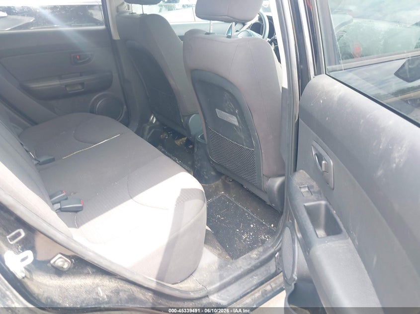 2013 KIA SOUL HATCHBACK 1.6L I-4 DI, DOHC, VVT, 138HP