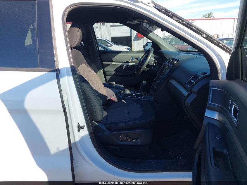 2018 FORD EXPLORER auction photo 5
