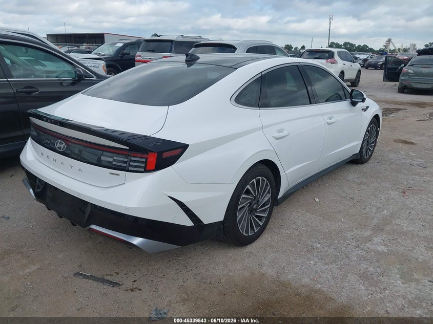 2025 HYUNDAI SONATA HYBRID auction photo 4