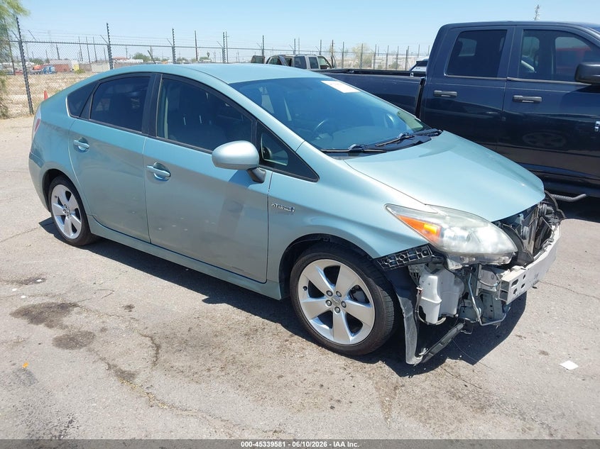 2013 TOYOTA PRIUS FIVE