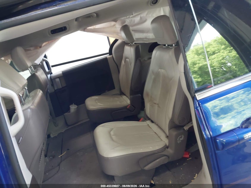 2019 CHRYSLER PACIFICA auction photo 8