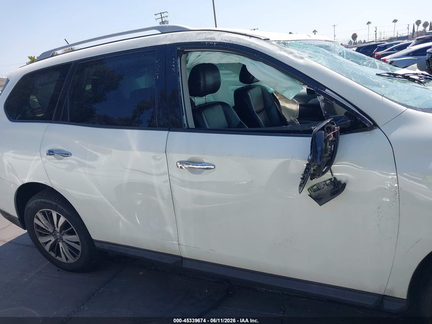 2017 NISSAN PATHFINDER SL — Фото 13