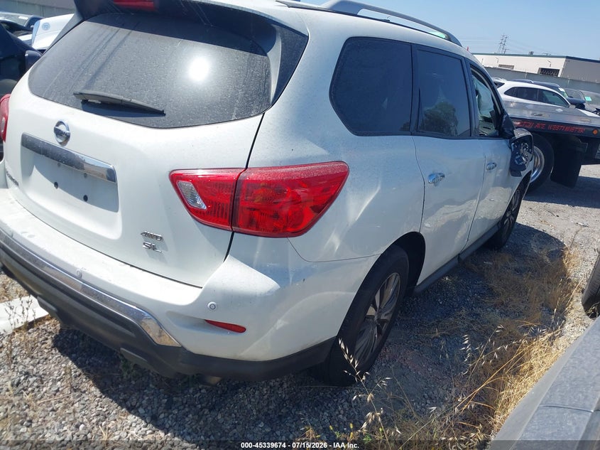 2017 NISSAN PATHFINDER SL — Фото 4