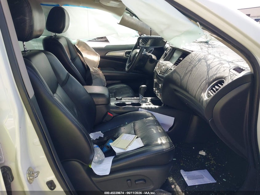 2017 NISSAN PATHFINDER SL — Фото 5
