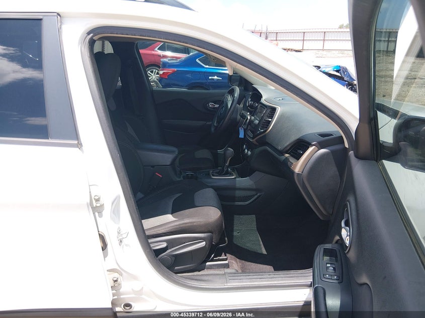 2016 JEEP CHEROKEE auction photo 5