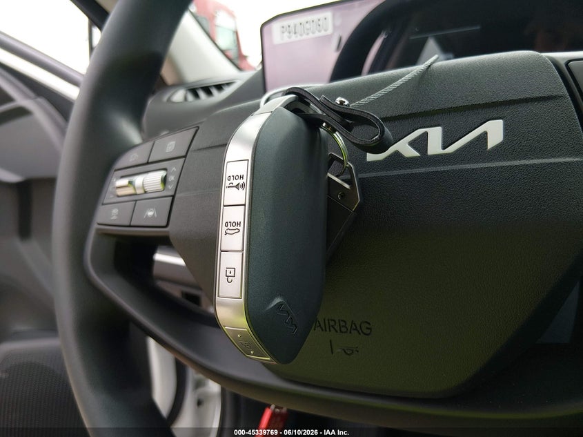 VIN 3KPFT4DEXTE315222 2026 KIA K4 LX