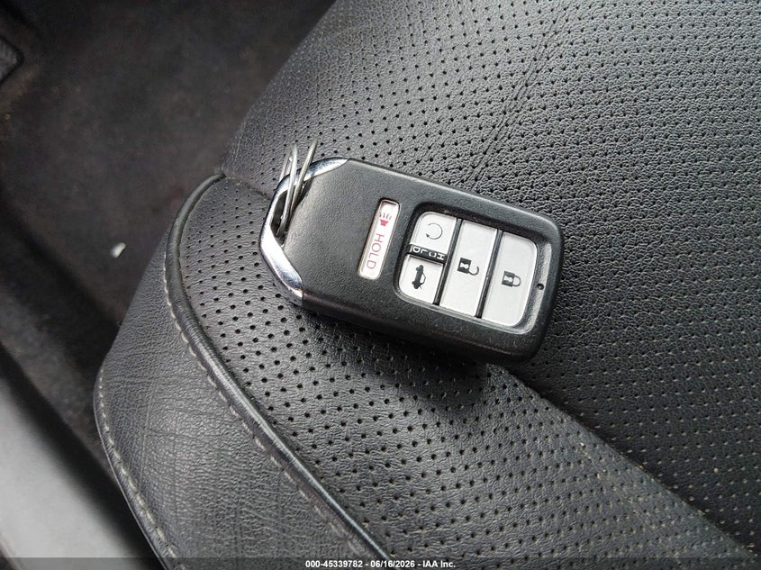 VIN 2HGFC1F78HH635388 2017 HONDA CIVIC EX-L