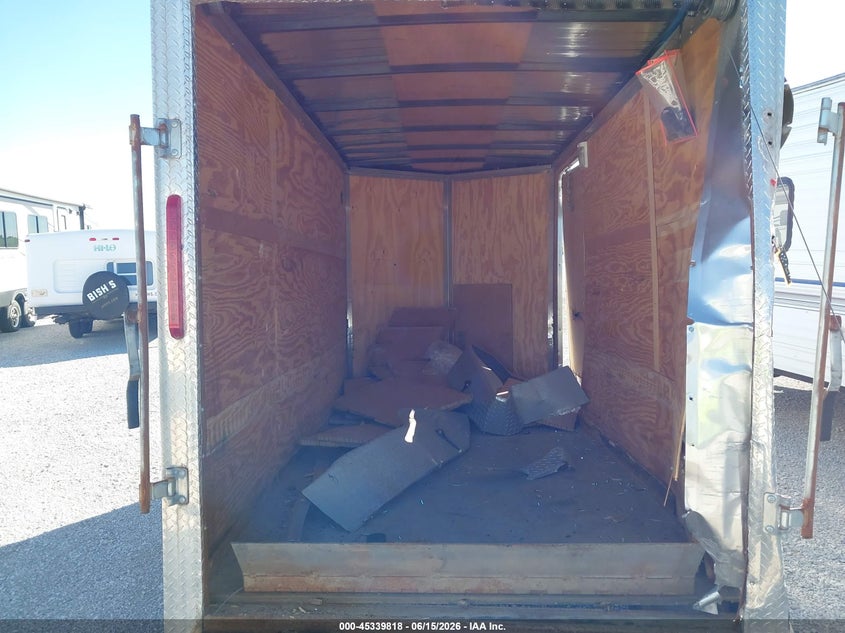 2013 RC ENCLOSED TRAILER auction photo 5