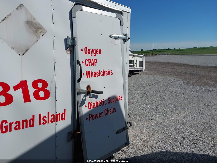 2013 RC ENCLOSED TRAILER auction photo 8