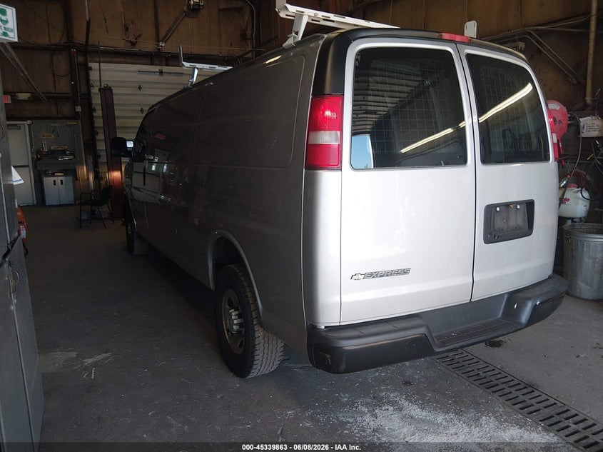 Vin: 1gczghfp8j1341924, lot: 45837799, chevrolet express 3500 work van 20183