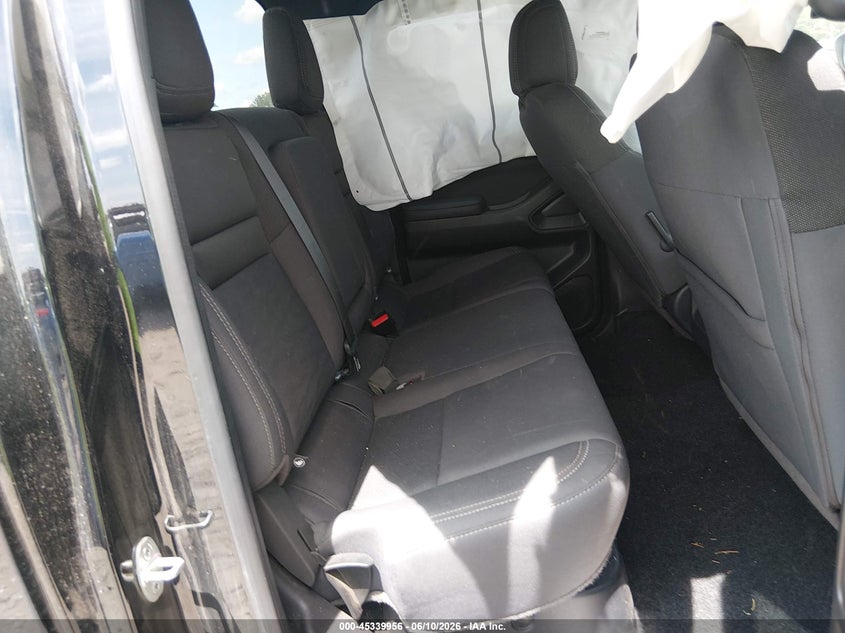 2023 NISSAN FRONTIER auction photo 8