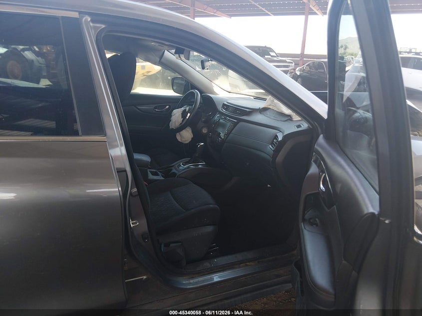 VIN KNMAT2MV4JP588443 2018 NISSAN ROGUE S