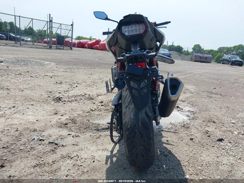 2025 Honda Cb750 A VIN: JH2RH2401SK002716 Lot: 45340071