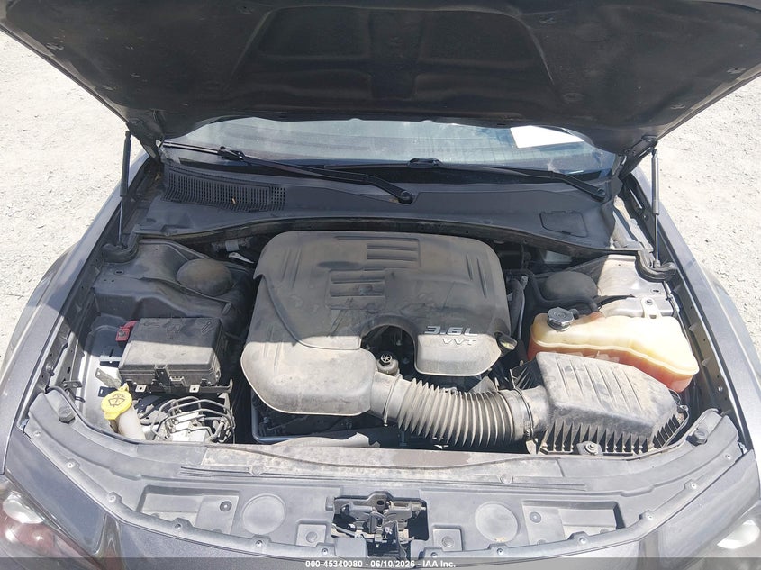 2020 Chrysler 300 Touring VIN: 2C3CCAAG4LH123102 Lot: 45340080