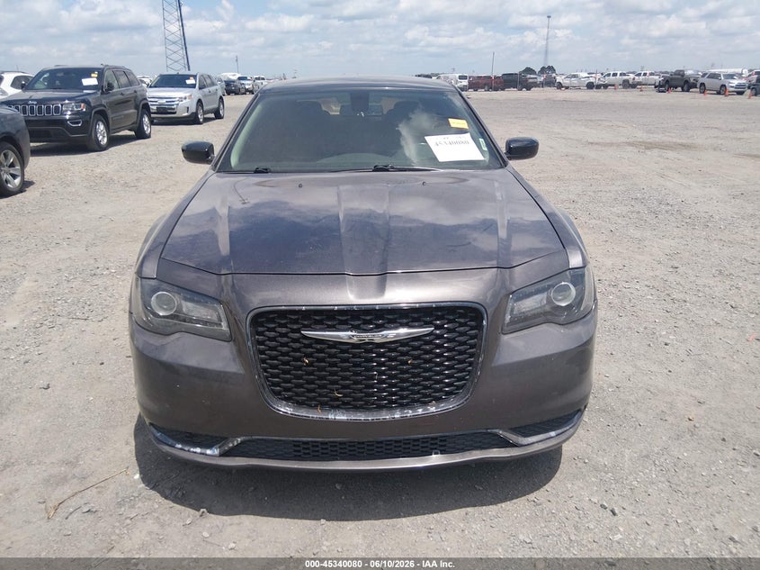 2020 Chrysler 300 Touring VIN: 2C3CCAAG4LH123102 Lot: 45340080