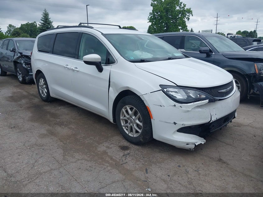2021 Chrysler Voyager