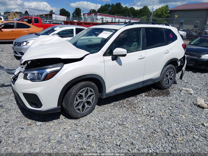 2019 SUBARU FORESTER auction photo 2