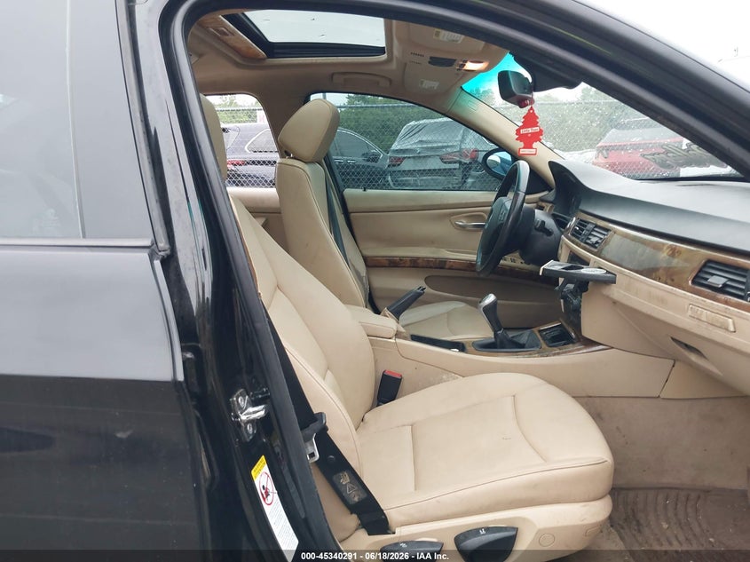 2006 BMW 325XI auction photo 5
