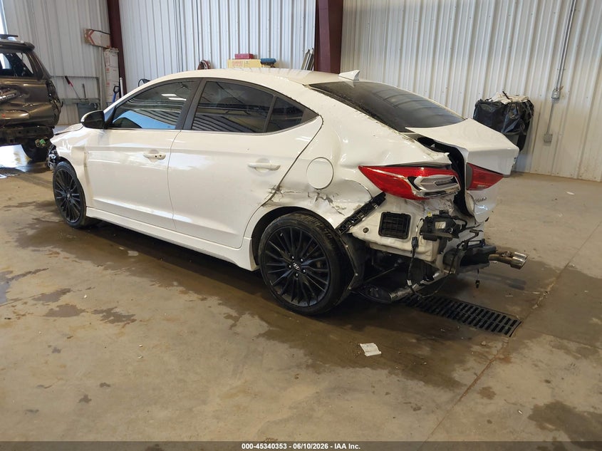2017 HYUNDAI ELANTRA auction photo 3