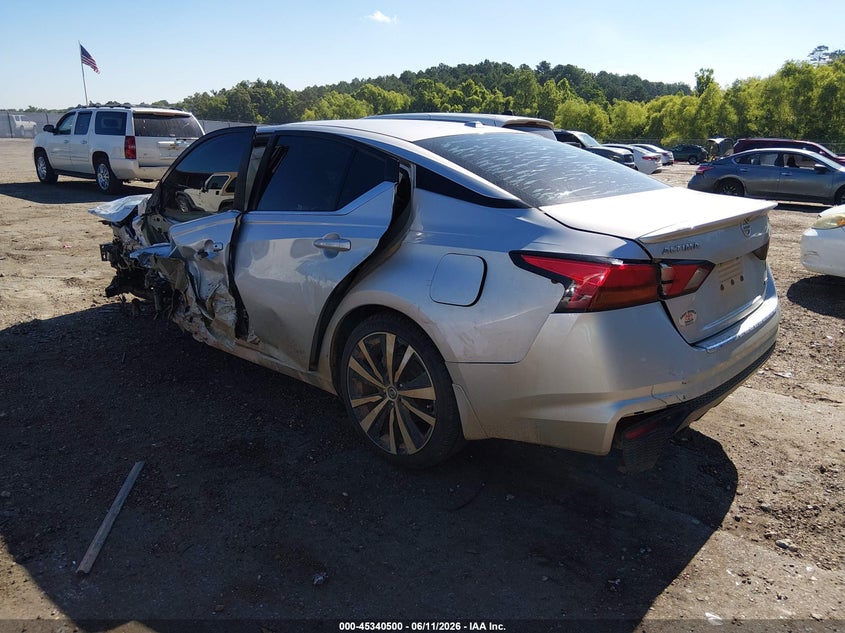 2019 NISSAN ALTIMA auction photo 3