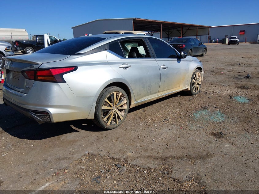 2019 NISSAN ALTIMA auction photo 4