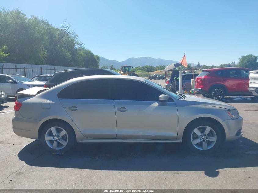 2014 VOLKSWAGEN JETTA SEDAN 2.0L I-4 DI, DOHC, TURBO, 140HP