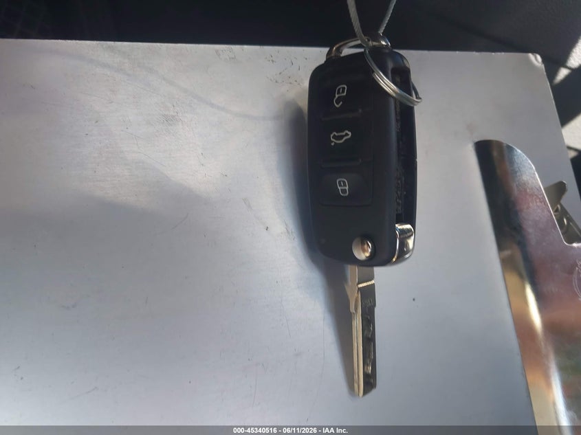 2014 VOLKSWAGEN JETTA SEDAN 2.0L I-4 DI, DOHC, TURBO, 140HP