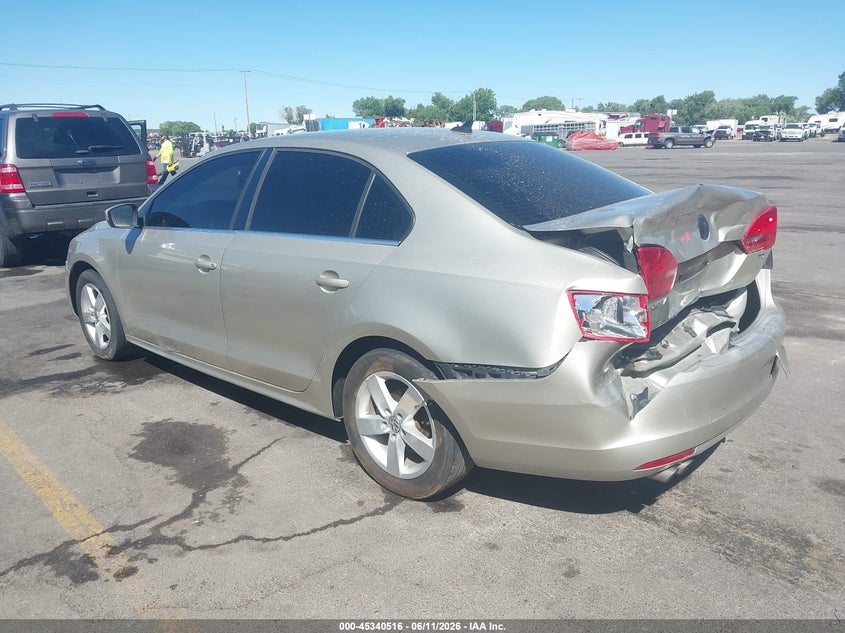 2014 VOLKSWAGEN JETTA auction photo 3
