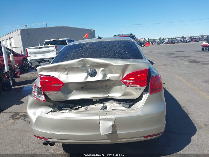 2014 VOLKSWAGEN JETTA auction photo 6