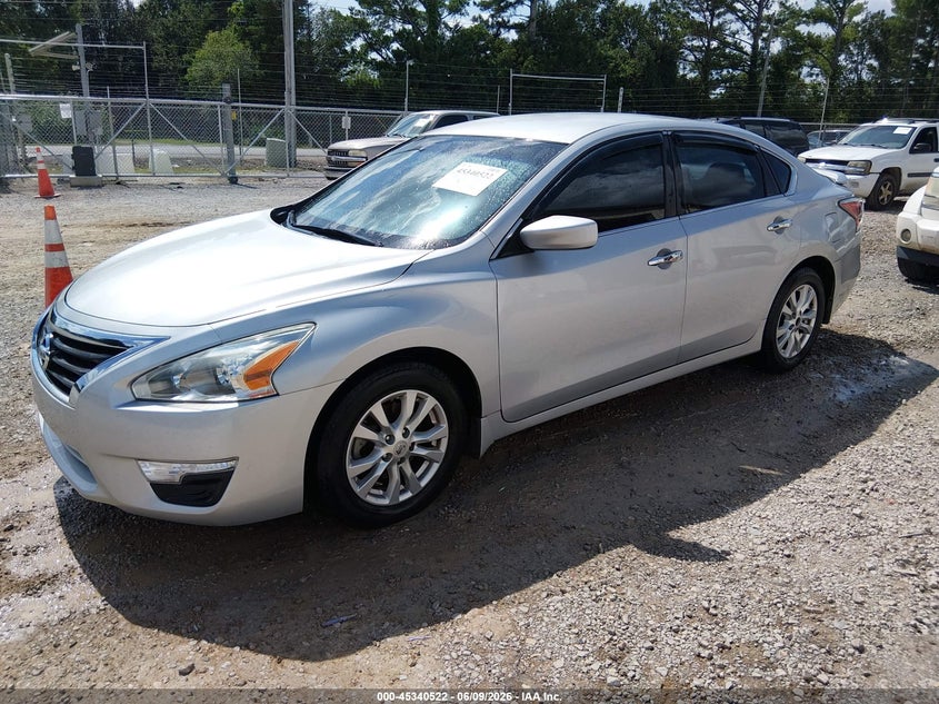 2015 Nissan Altima 2.5 S 1N4AL3AP1FC145070 photo 1