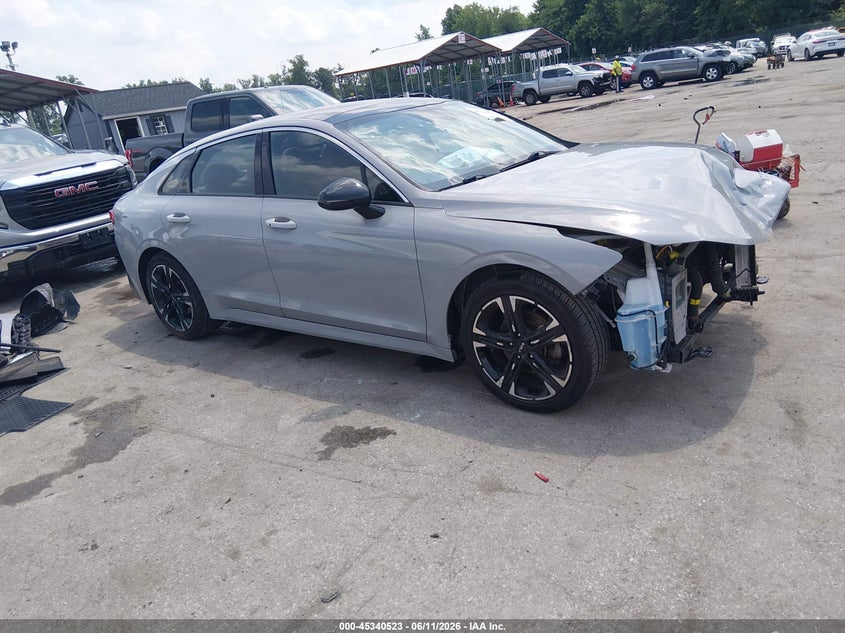 2022 Kia K5