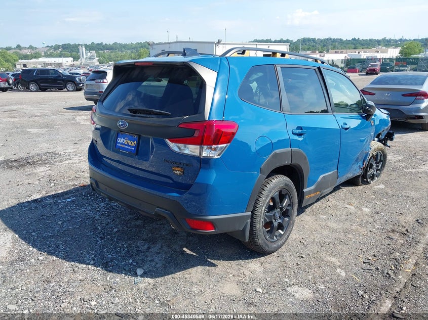 2024 SUBARU FORESTER auction photo 4