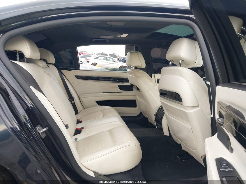 2015 BMW 750Li VIN: WBAYE8C51FD781054 Lot: 45340613