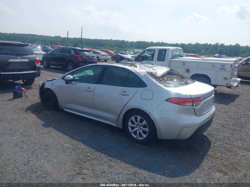 2024 TOYOTA COROLLA auction photo 3