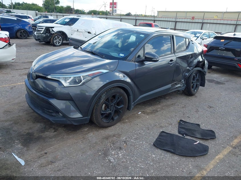NMTKHMBX2JR010108 2018 Toyota C-Hr Xle Premium photo 1