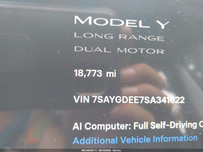 TESLA MODEL Y - zdjęcie 15
