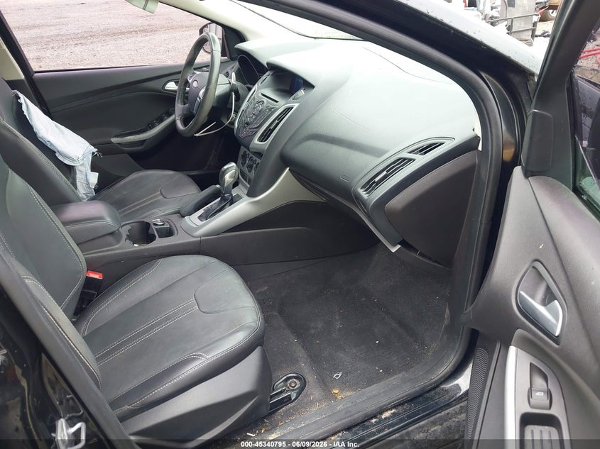 2014 FORD FOCUS auction photo 5